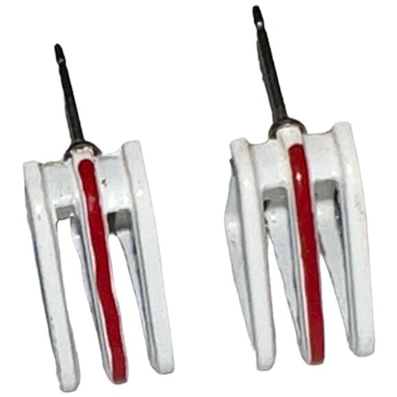 Vintage Angular Red & White Tri-Hoop Post Earrings 1980s Geometric Retro Jewelry - Picture 5 of 14